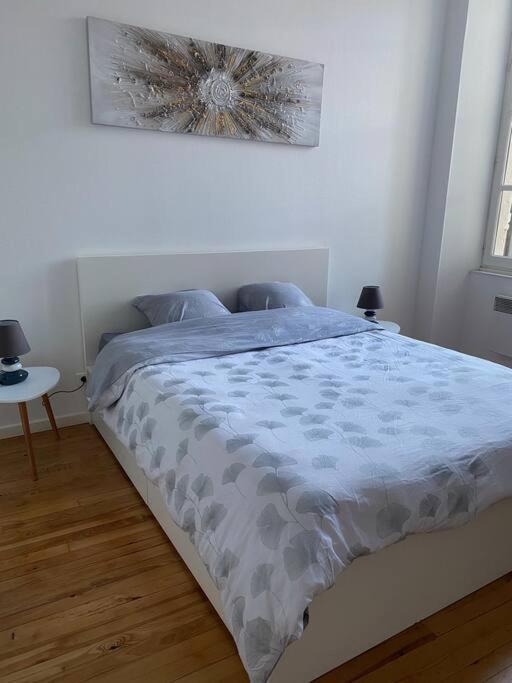 T2 Parfaitement Situe Au Pied De La Cathedrale Appartement Périgueux Buitenkant foto