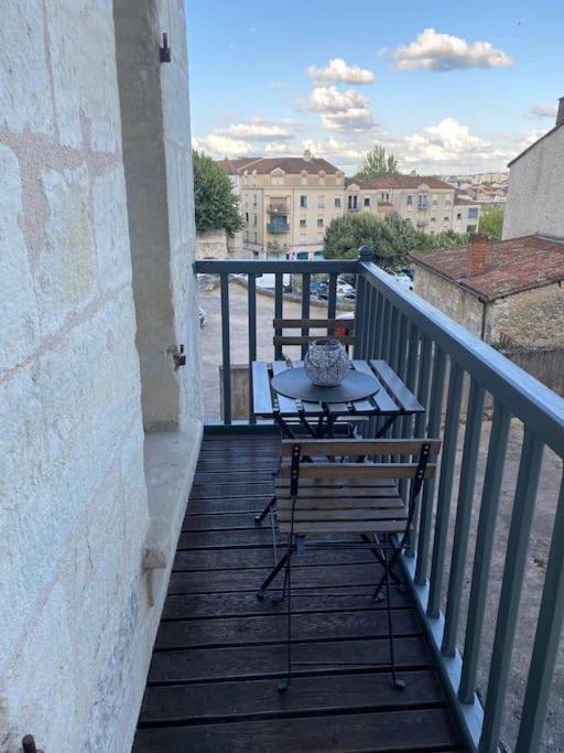 T2 Parfaitement Situe Au Pied De La Cathedrale Appartement Périgueux Buitenkant foto